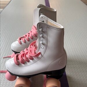 Amazon Kids White Roller Skates with Pink Laces